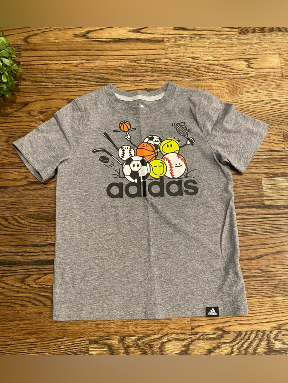 Adidas Kids Grey Sports Graphic T-Shirt Sz 5